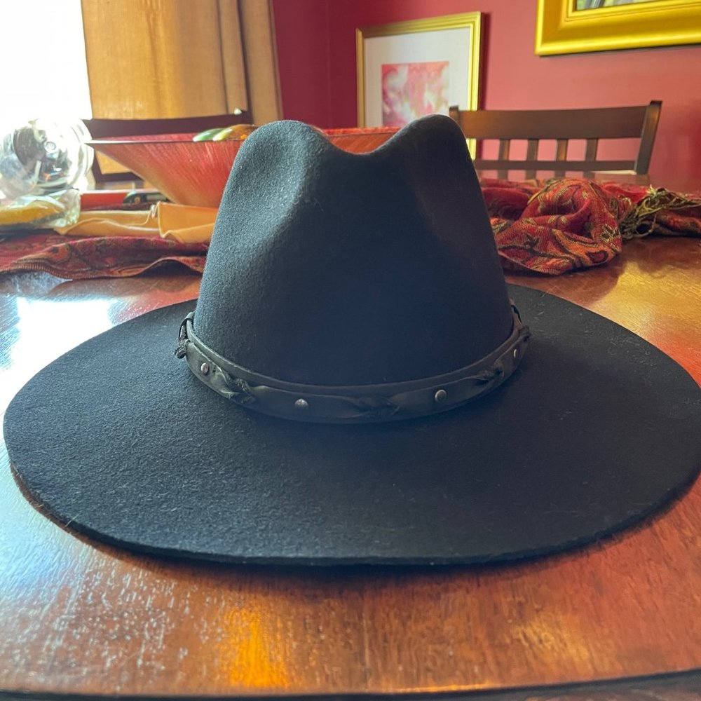 Renegade Womens black wool hat